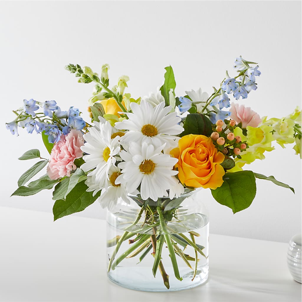 Sun Salutation Bouquet – MOREE'S FLORIST & MORE, Columbia MS