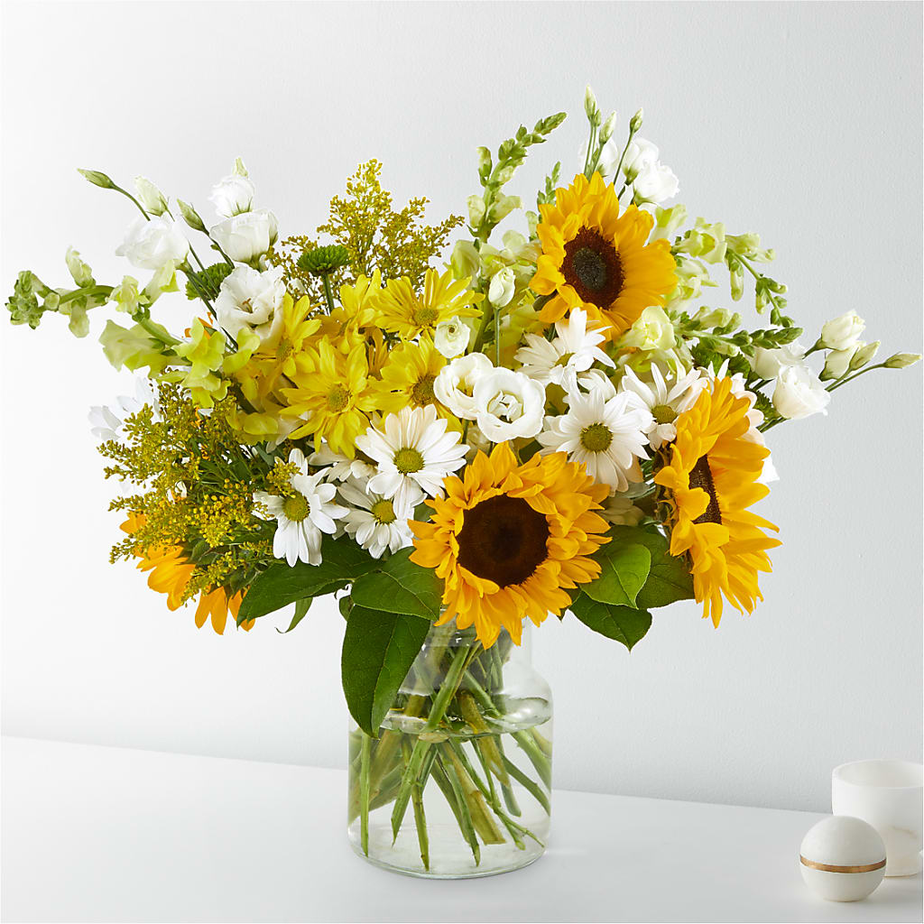 Hello Sunshine Bouquet – MOREE'S FLORIST & MORE, Columbia MS