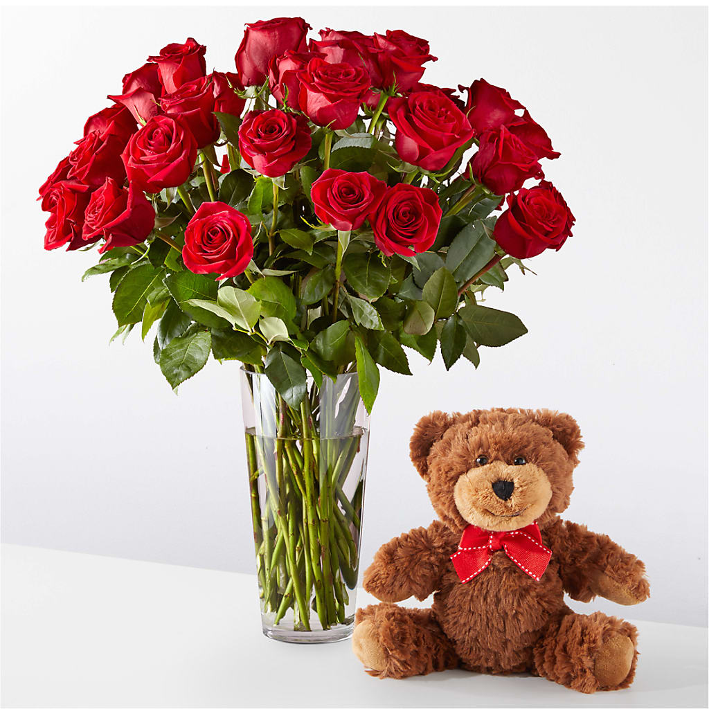 Romantic Long Stem Red Rose Bouquet Bundles – MOREE'S FLORIST & MORE, Columbia MS