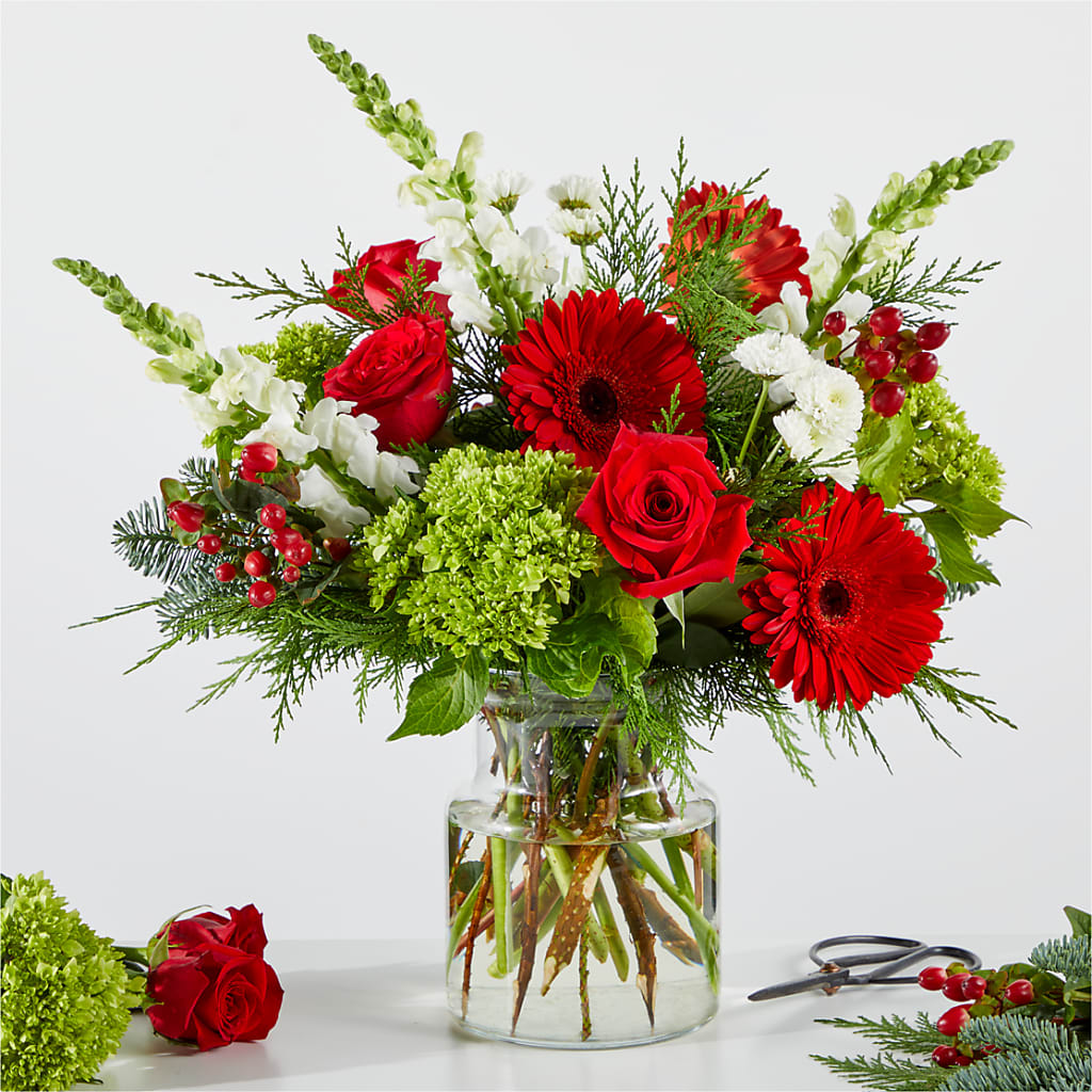 Merry Moment Bouquet – A Florist Original – MOREE'S FLORIST & MORE, Columbia MS