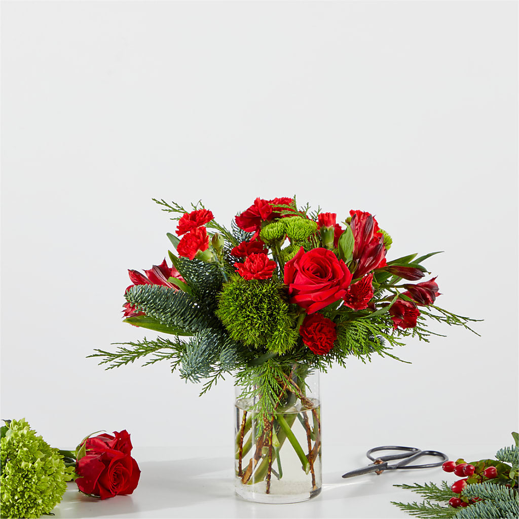Merry Moment Bouquet – A Florist Original – MOREE'S FLORIST & MORE, Columbia MS