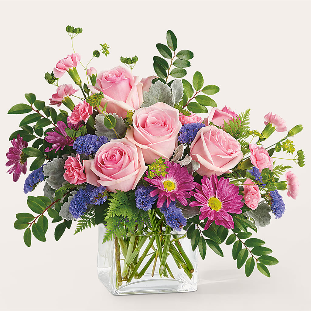 Starlet Bouquet – MOREE'S FLORIST & MORE, Columbia MS