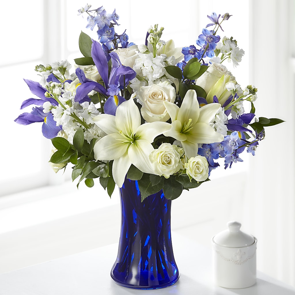 Calming Comfort Bouquet – MOREE'S FLORIST & MORE, Columbia MS