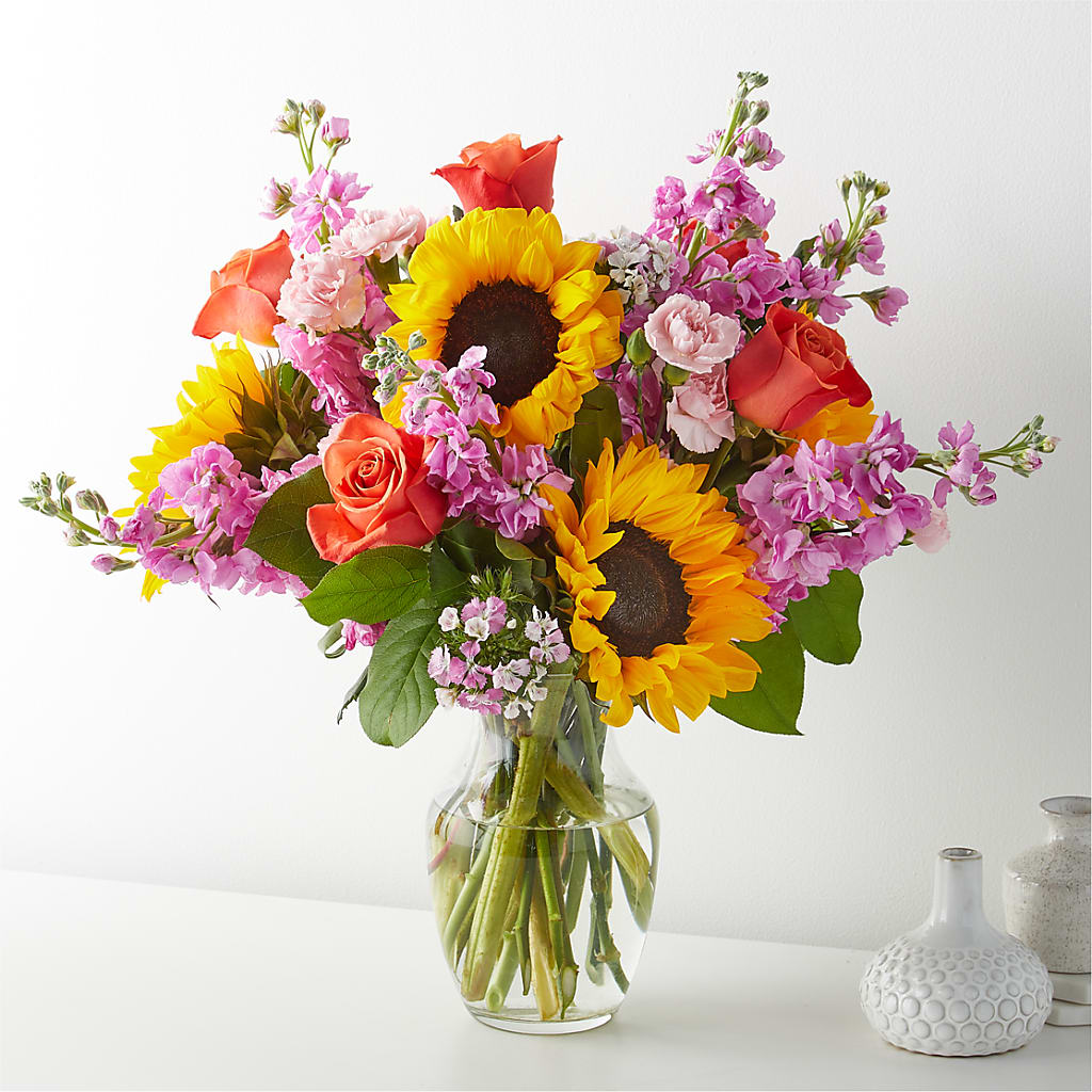 Yellow Brick Road Bouquet – MOREE'S FLORIST & MORE, Columbia MS