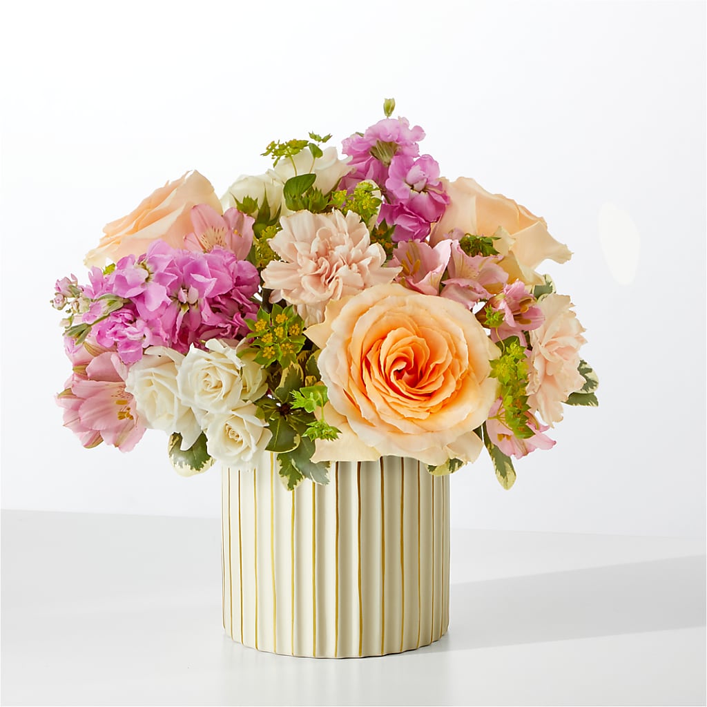 Paradise Bouquet with Ivory Vase – MOREE'S FLORIST & MORE, Columbia MS