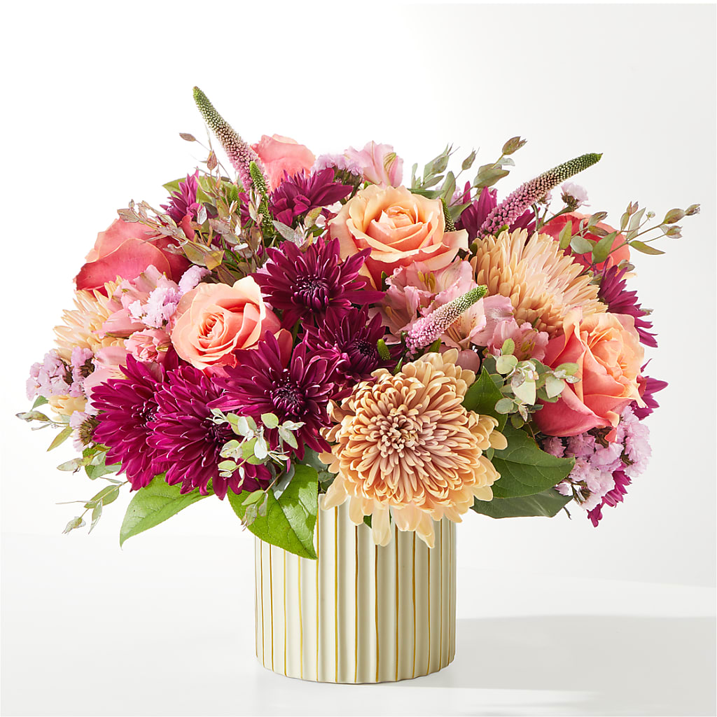 Berry Cobbler Bouquet with Ivory Vase – MOREE'S FLORIST & MORE, Columbia MS