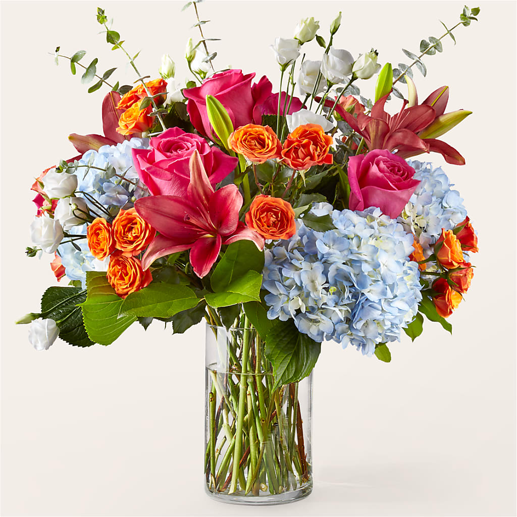 Awestruck Luxury Bouquet – MOREE'S FLORIST & MORE, Columbia MS