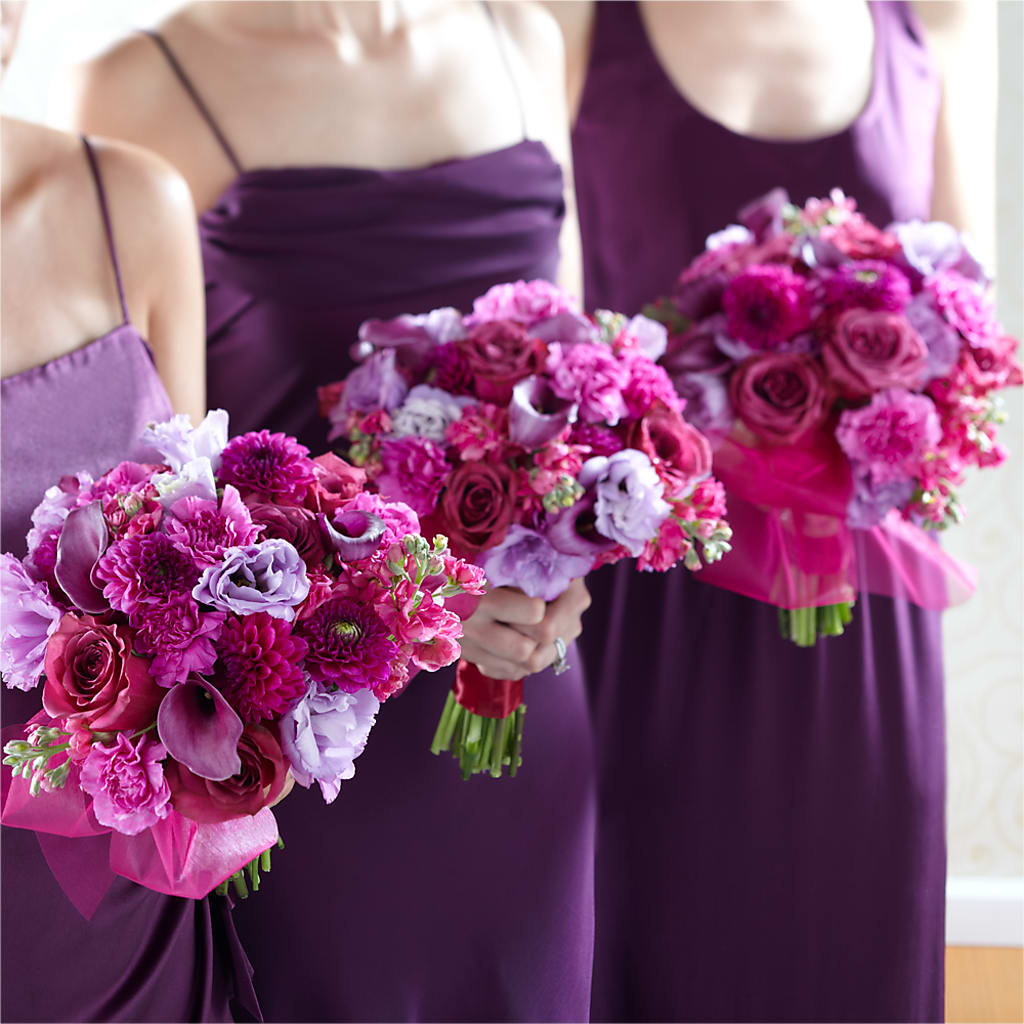 Bridesmaid's Garden Bouquet – MOREE'S FLORIST & MORE, Columbia MS