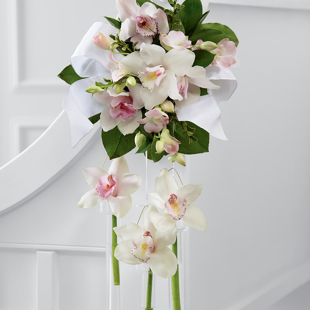 Perfect Entrance Pew Arrangement – MOREE'S FLORIST & MORE, Columbia MS