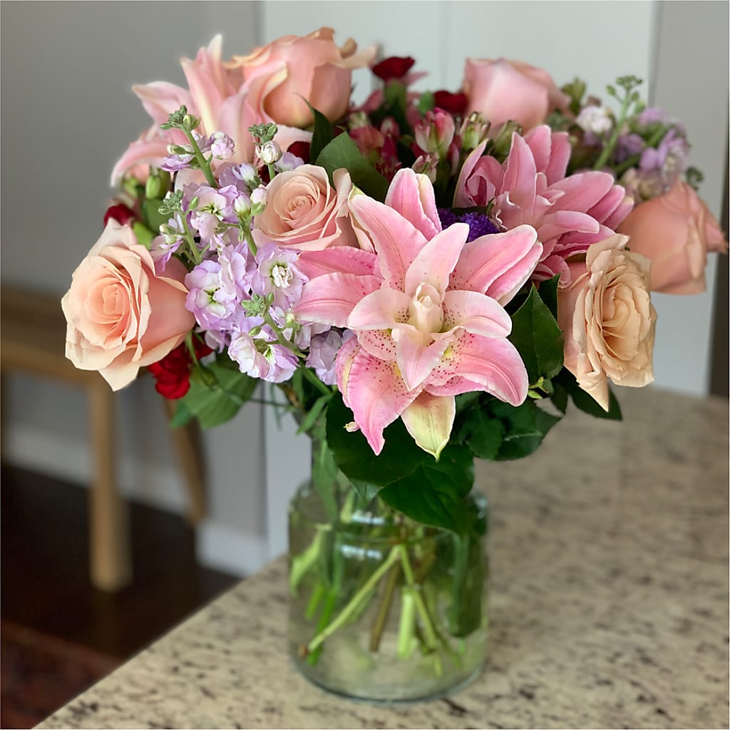 Romantique Bouquet – MOREE'S FLORIST & MORE, Columbia MS