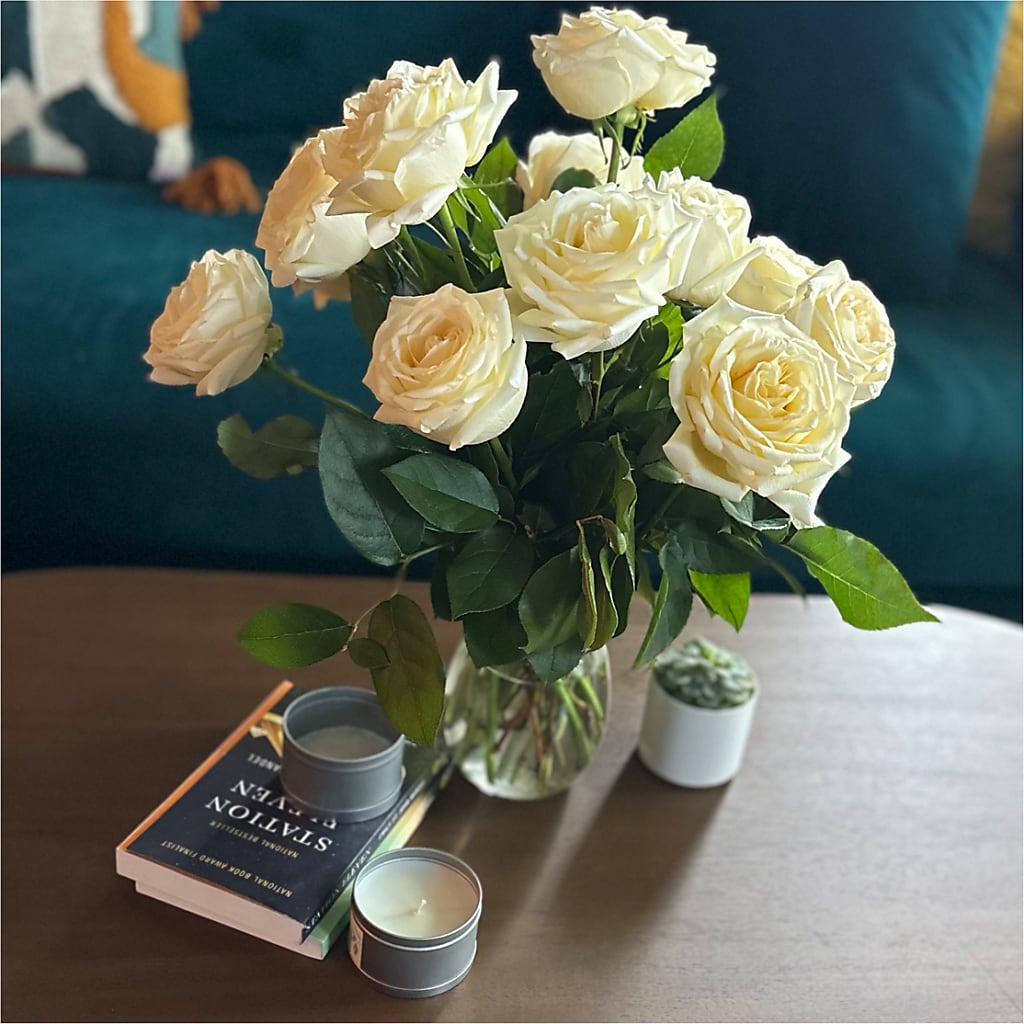 Long Stem Yellow Rose Bouquet – MOREE'S FLORIST & MORE, Columbia MS