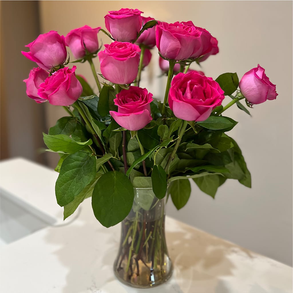 Long Stem Pink Rose Bouquet – MOREE'S FLORIST & MORE, Columbia MS
