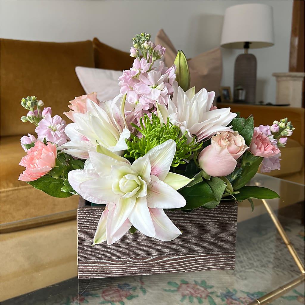 Beautiful Spirit Basket – MOREE'S FLORIST & MORE, Columbia MS
