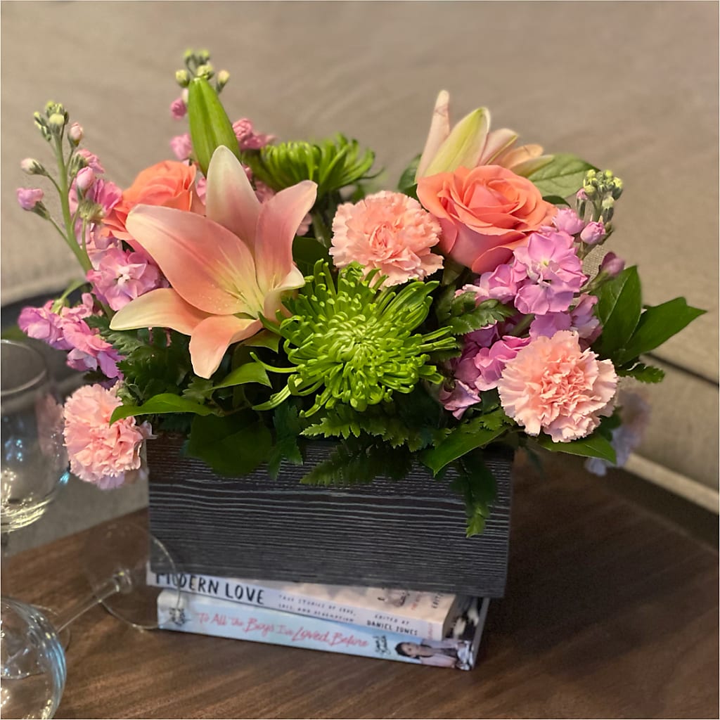 Beautiful Spirit Basket – MOREE'S FLORIST & MORE, Columbia MS