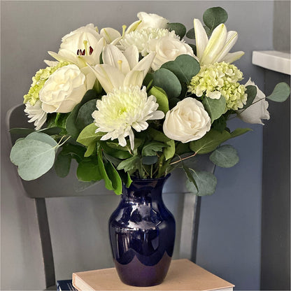 Snowy Dreams Bouquet – MOREE'S FLORIST & MORE, Columbia MS