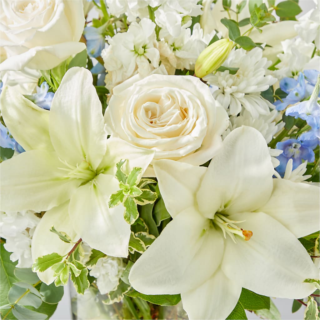 Peace of Mind Bouquet – MOREE'S FLORIST & MORE, Columbia MS