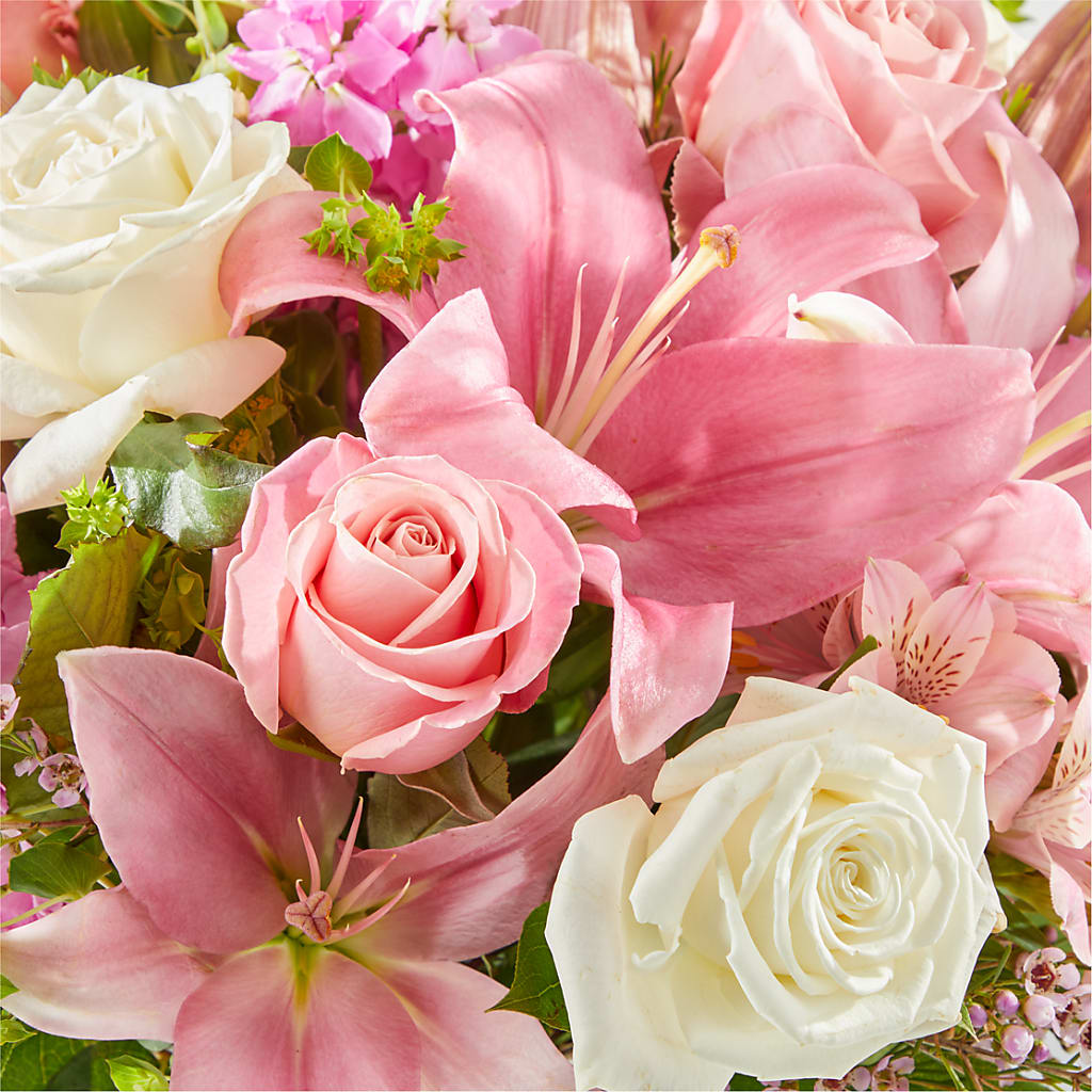 Ethereal Beauty Bouquet – MOREE'S FLORIST & MORE, Columbia MS