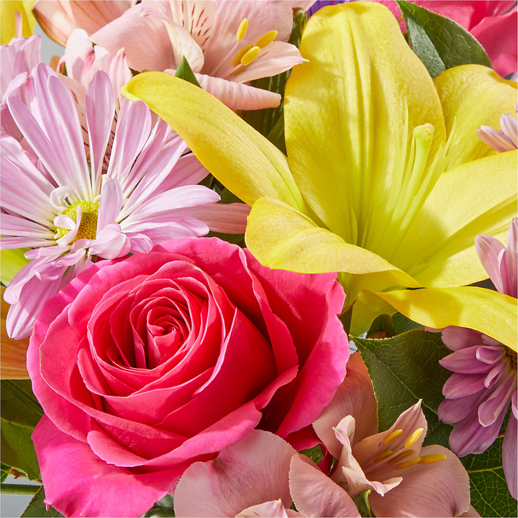 Sprinkles Bouquet – MOREE'S FLORIST & MORE, Columbia MS