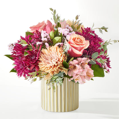Berry Cobbler Bouquet with Ivory Vase – MOREE'S FLORIST & MORE, Columbia MS
