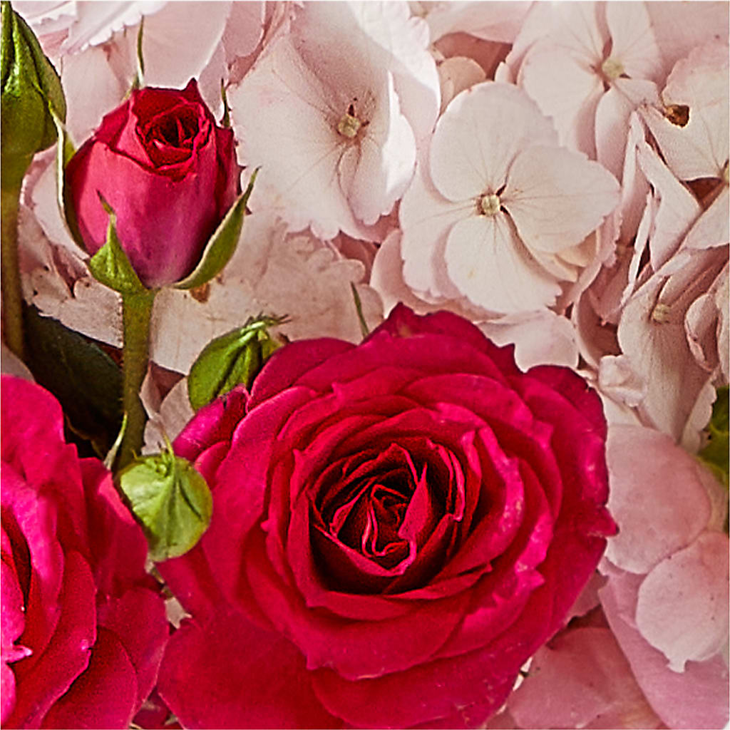 Glitz & Glam Bouquet – MOREE'S FLORIST & MORE, Columbia MS