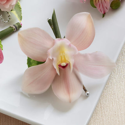 Pink Cymbidium Boutonniere – MOREE'S FLORIST & MORE, Columbia MS